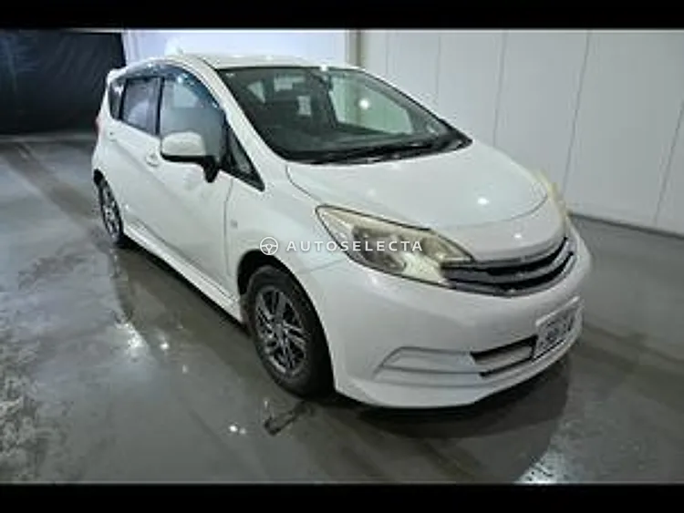 Nissan Note 2012, photo 1 of 1
