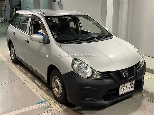 Nissan AD Van 2019, auction grade 3.5