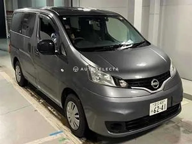 Nissan NV200 Vanette 2022, auction grade 3.5