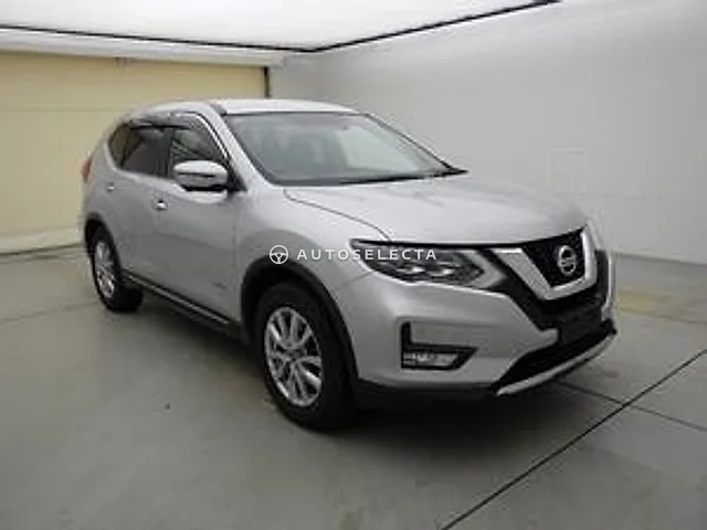 Nissan X-Trail 2018, auction grade 3.5