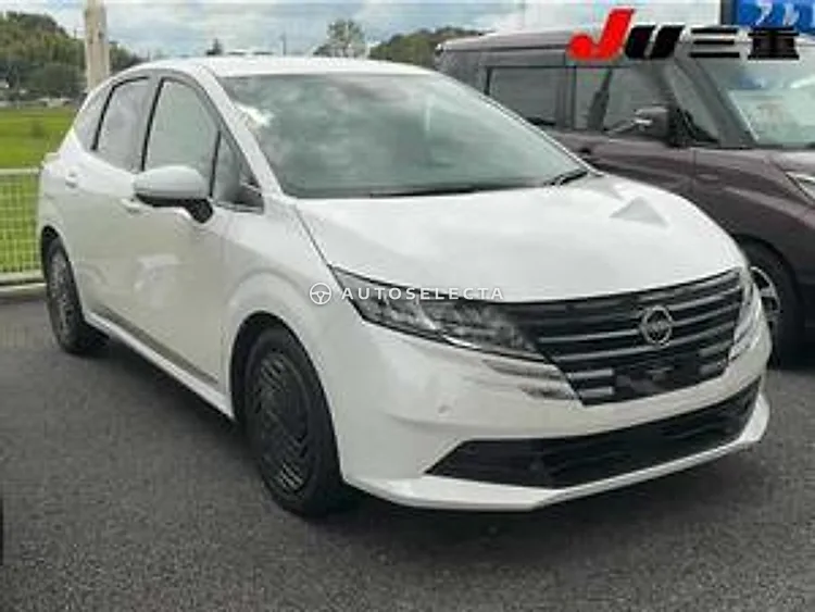 Nissan Note 1994, photo 1 of 11