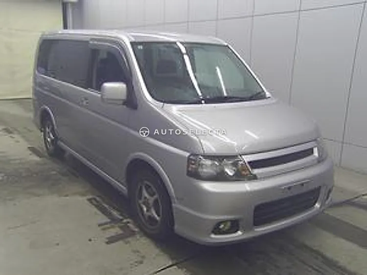 Honda Stepwgn Spada 2003, photo 1 of 1