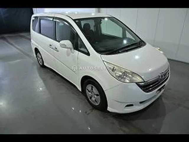 Honda Stepwgn 2007, auction grade 3