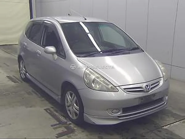 Honda Fit 2002, auction grade 3.5