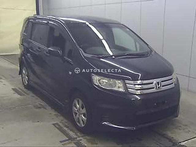 Honda Freed Spike 2010, auction grade 3