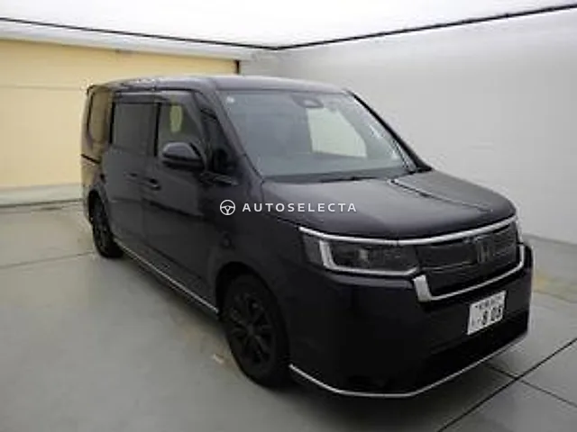 Honda Stepwgn Spada 2022, auction grade 4