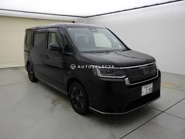 Honda Stepwgn Spada 2022, auction grade 4