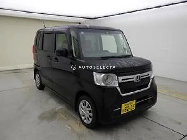 Honda N-BOX 2022, auction grade 4