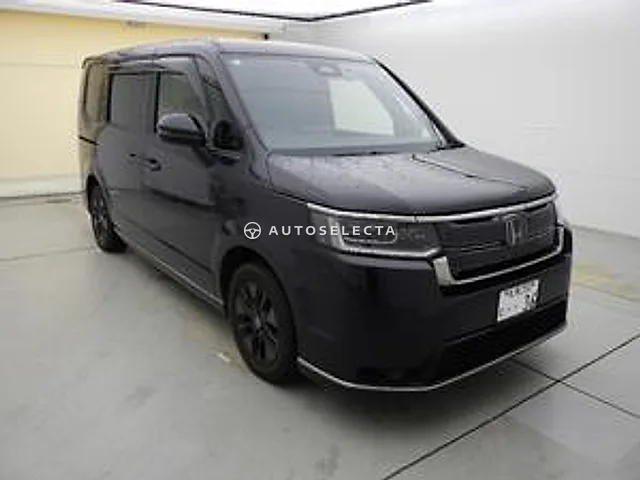 Honda Stepwgn Spada 2022, auction grade 4