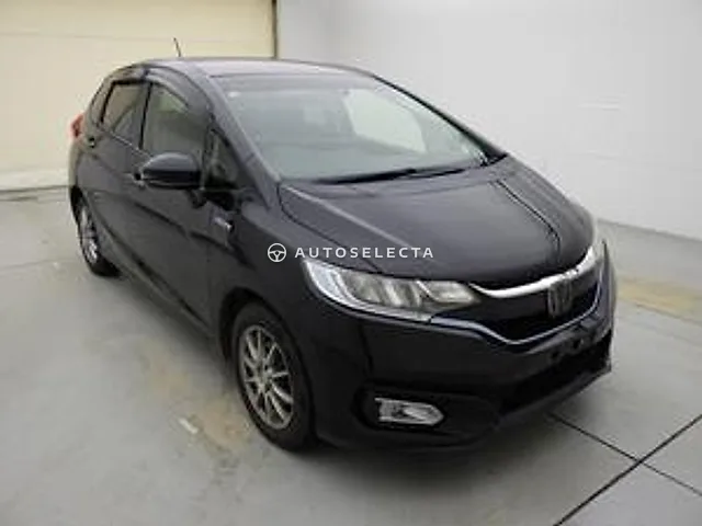 Honda Fit 2018, auction grade 3