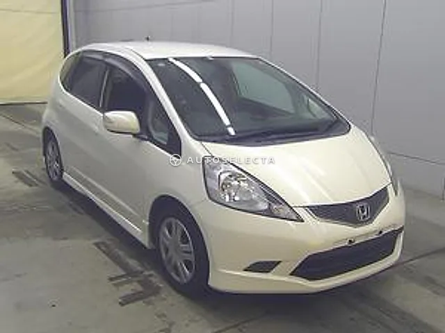 Honda Fit 2008, auction grade 3.5