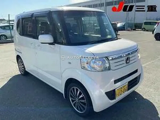 Honda N-BOX 2012, auction grade R