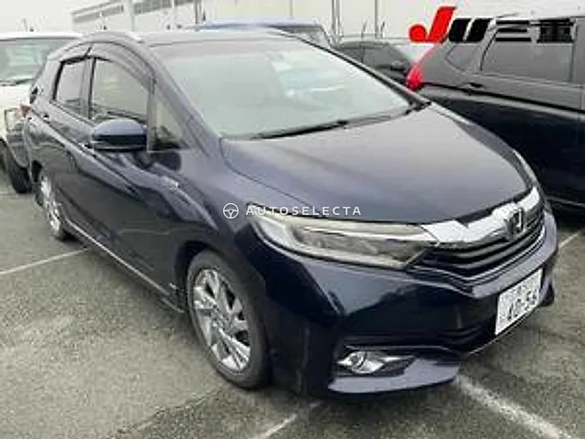 Honda Shuttle 2015, auction grade 3.5