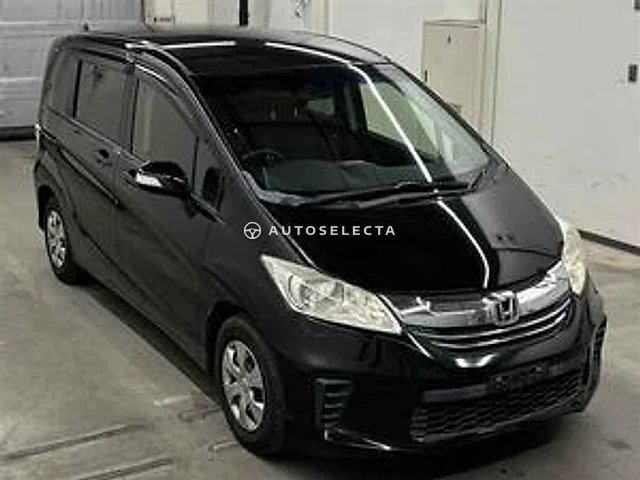 Honda Freed 2015, auction grade R