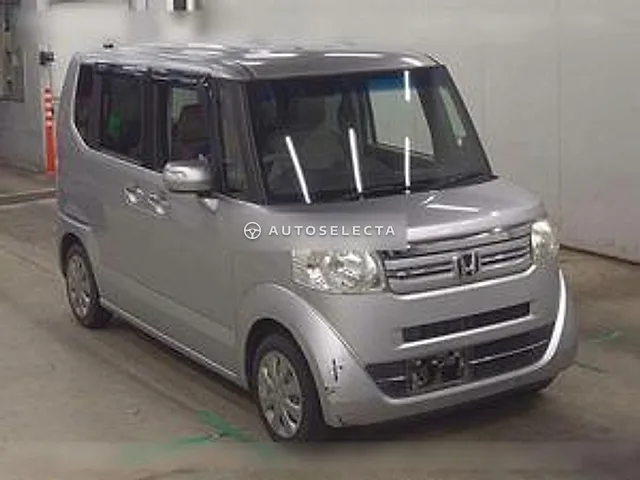 Honda N-BOX 2015, auction grade 3