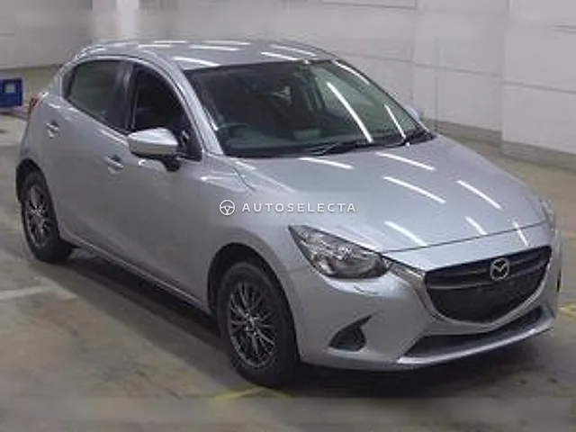 Mazda Demio 2017, auction grade R