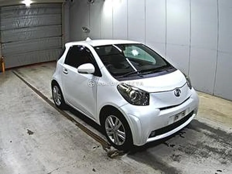 Toyota iQ 2009, photo 1 of 1