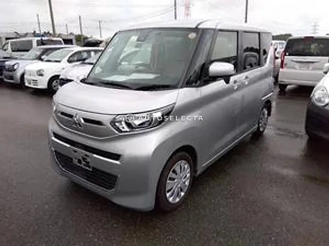 Mitsubishi eK Space 2021, auction grade 3.5