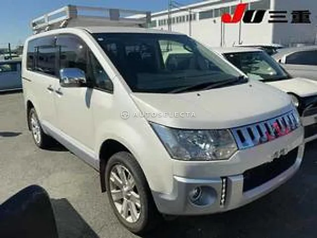 Mitsubishi Delica D:5 2016, auction grade 3.5