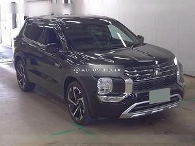 Mitsubishi Outlander PHEV 2022, auction grade 4.5