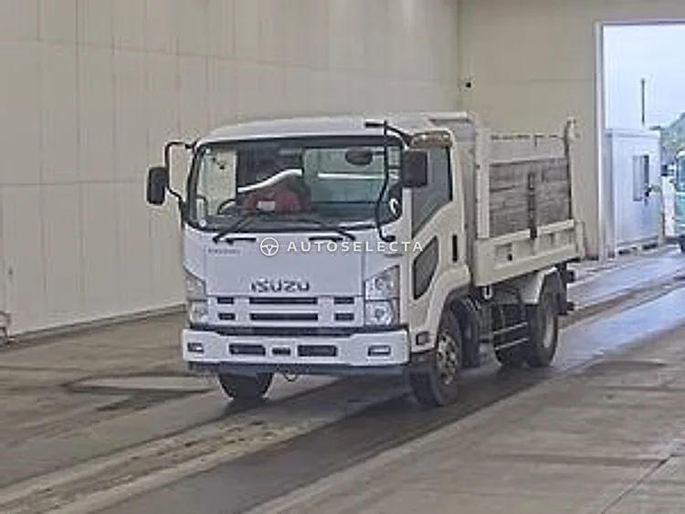 Isuzu Forward 2012, photo 1 of 1