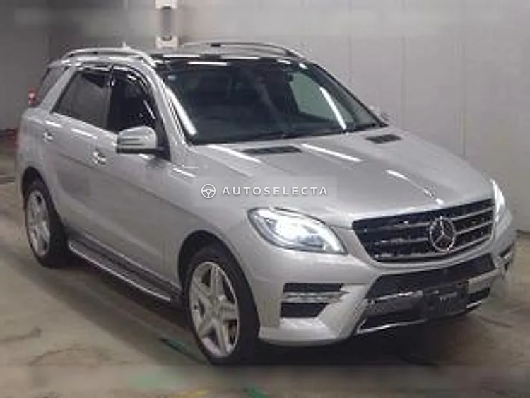 Mercedes-Benz M-Class 2013, photo 1 of 1