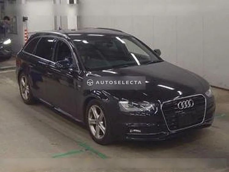 Audi A4 Avant 2013, photo 1 of 6
