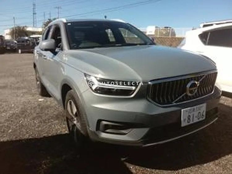 Volvo XC40 2021, photo 1 of 1