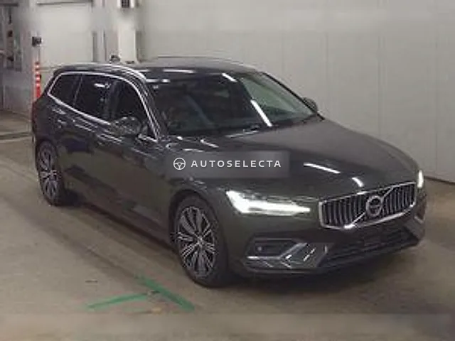 Volvo V60 2019, auction grade 4.5