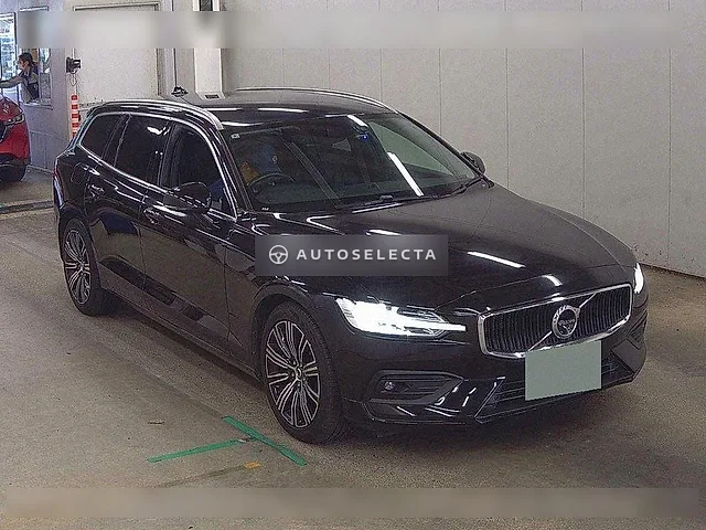 Volvo V60 2021, auction grade 4.5