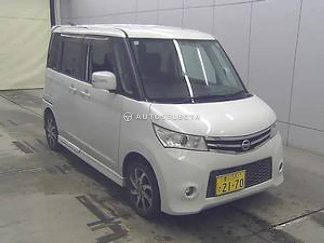 Nissan Roox 2012, auction grade 4
