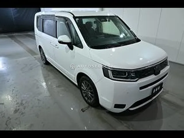 Honda Stepwgn 2024, auction grade 4.5
