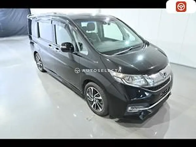 Honda Stepwgn Spada 2016, auction grade 3