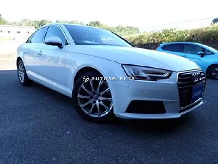 Audi A4 2016, photo 1 of 1