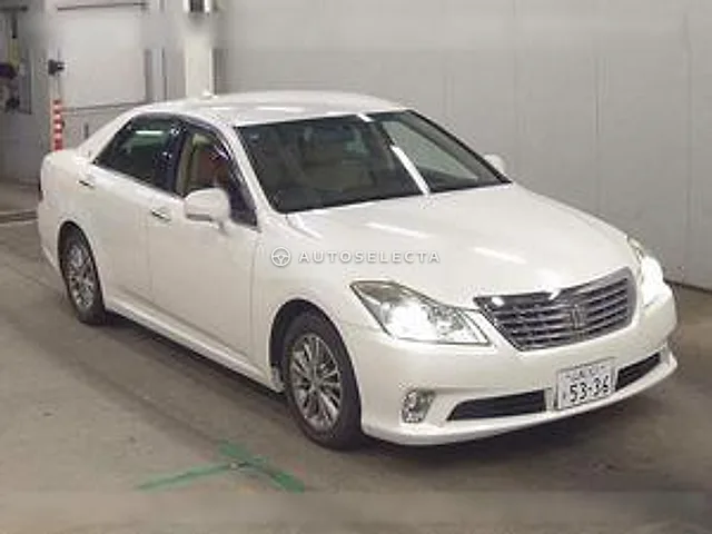 Toyota Crown 2010, auction grade 4