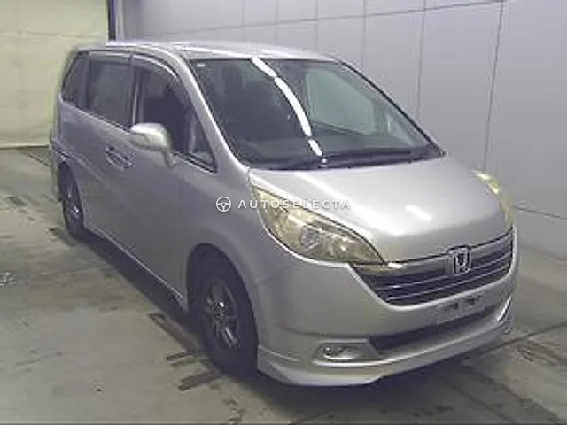Honda Stepwgn 2007, auction grade 3