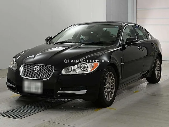 Jaguar XF 2011, auction grade 4