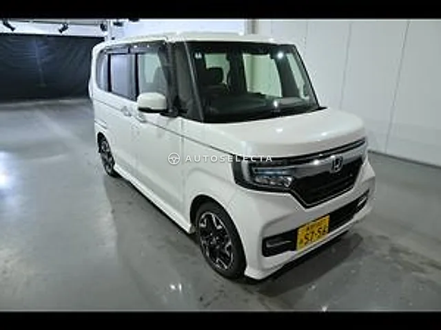 Honda N-BOX 2018, auction grade 5