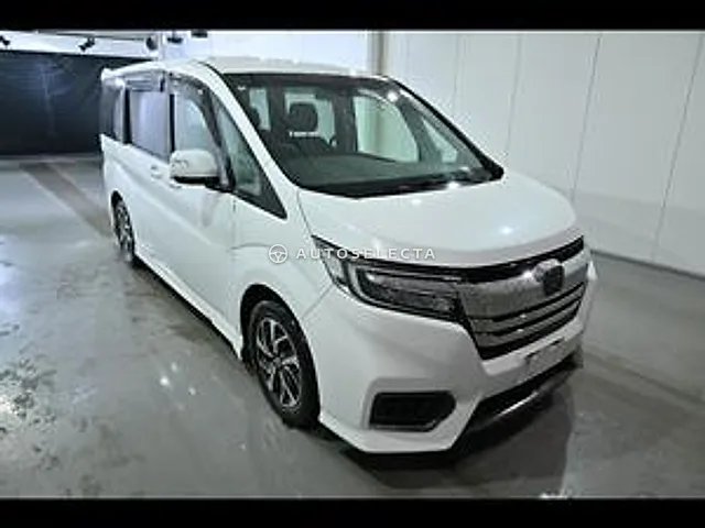 Honda Stepwgn Spada 2020, auction grade 4