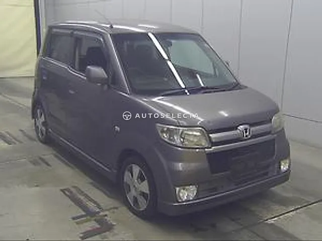 Honda Zest 2006, auction grade 3
