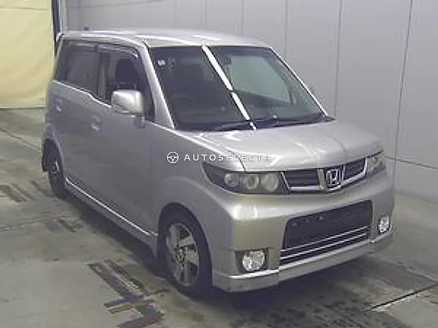 Honda Zest Spark 2010, auction grade R