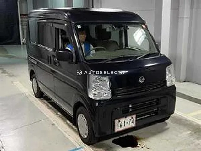 Nissan NV100 Clipper 2017, auction grade 4