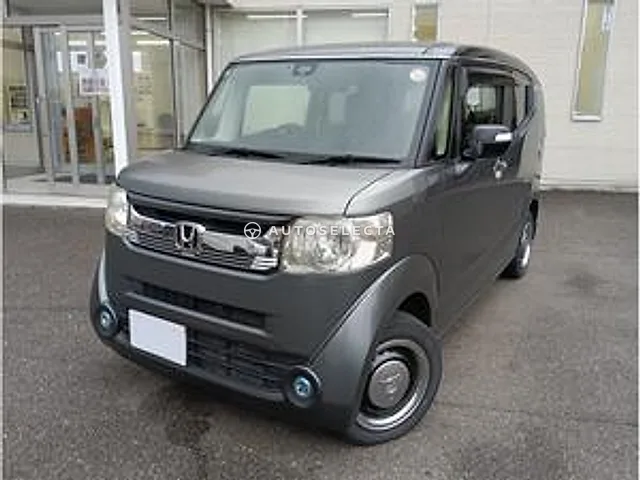 Honda N-BOX Slash 2015, auction grade 4