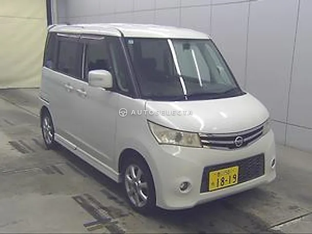 Nissan Roox 2012, auction grade 4