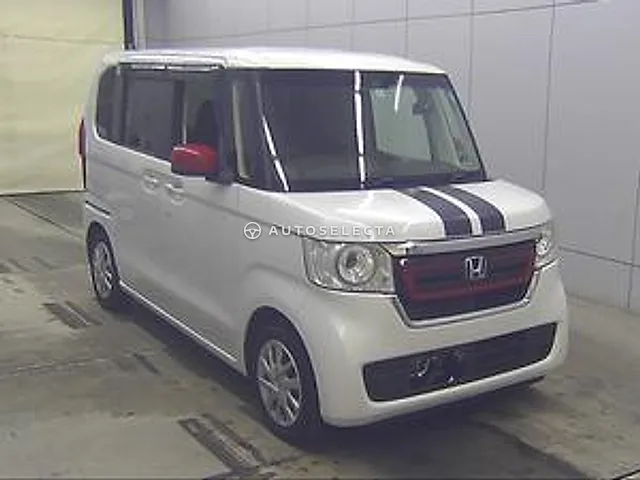 Honda N-BOX 2018, auction grade 4