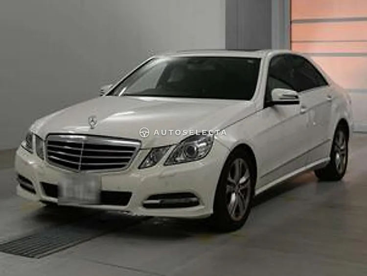 Mercedes-Benz E-Class 2011, photo 1 of 1