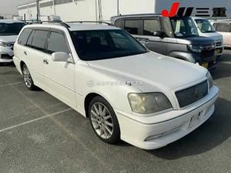 Toyota Crown Estate 2003, photo 1 of 1