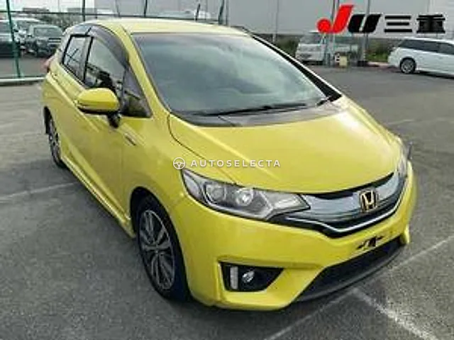 Honda Fit 2014, auction grade 4