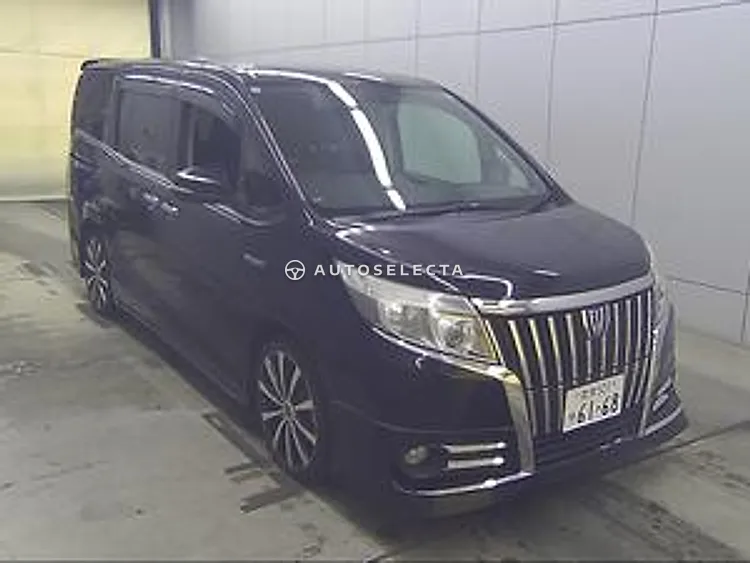 Toyota Esquire 2015, photo 1 of 1