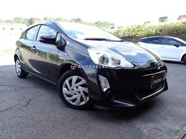 Toyota Aqua 2014, auction grade 3.5